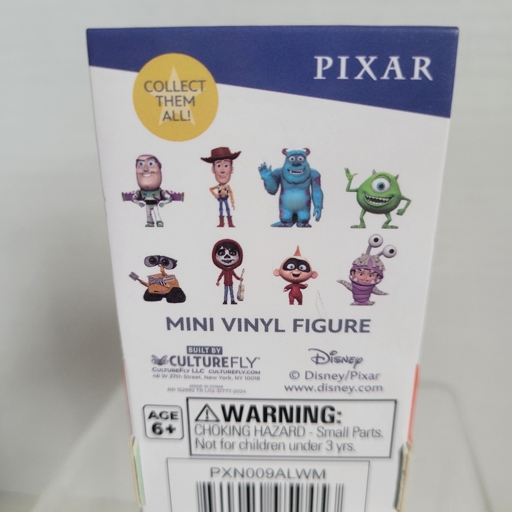 Pixar Mini WALL E Vinyl Figure *NEW* 2.5" 2024 Disney Pixar - Picture 6 of 6